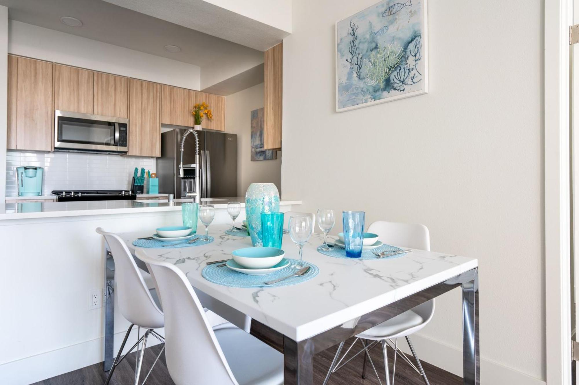 Hollywood Panoramic Views, Pool, Gym & Free Parking! Apartment Los Angeles Exterior photo