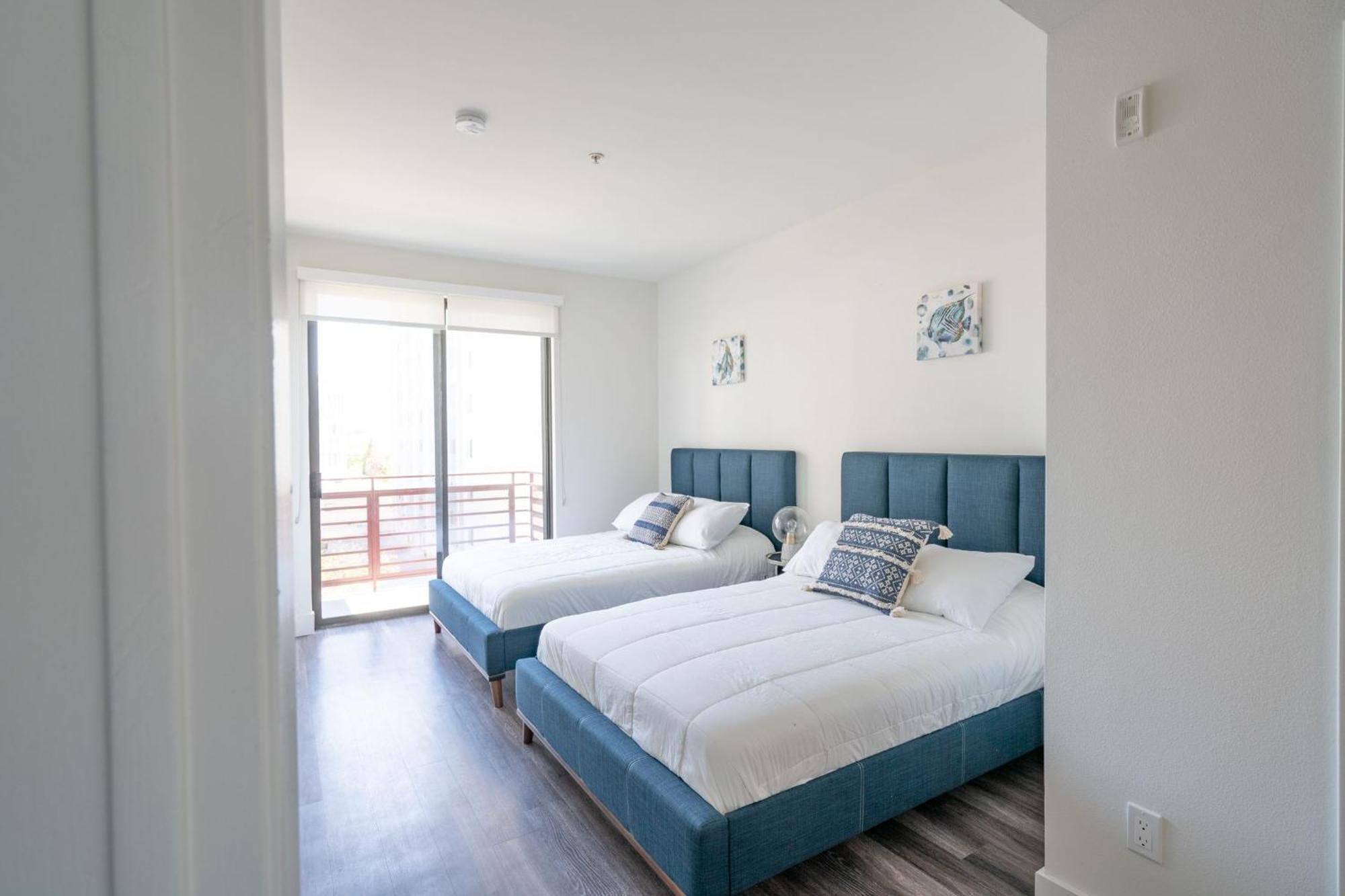 Hollywood Panoramic Views, Pool, Gym & Free Parking! Apartment Los Angeles Exterior photo